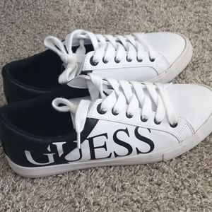 Guess shoes brand new